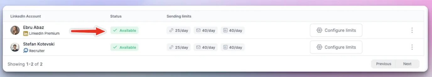 HeyReach — extension connected, Available